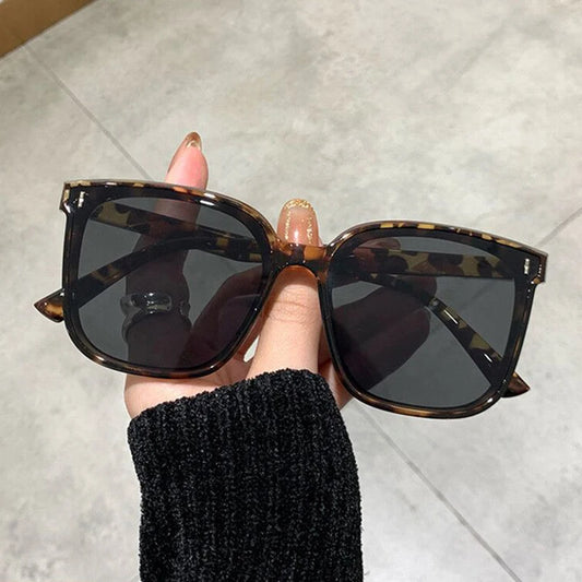 Retro Black Sun Glasses