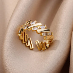 Stainless Steel Rings for Women Aesthetic Heart Gold Color Wedding Ring Vintage Waterproof Wedding Jewelry Prom Accessories Gift