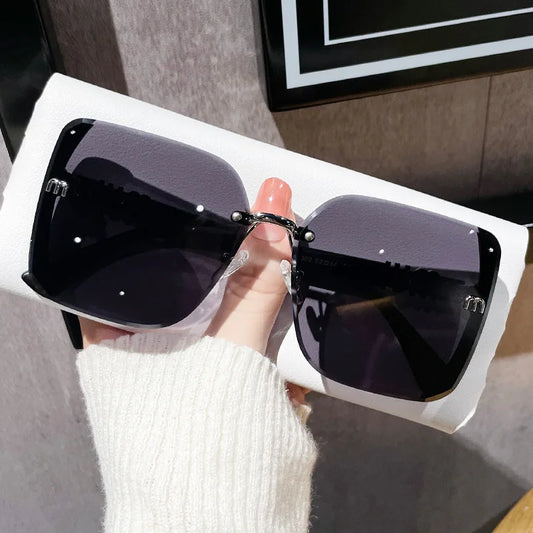 Luxury   Rimless Sun Glasses